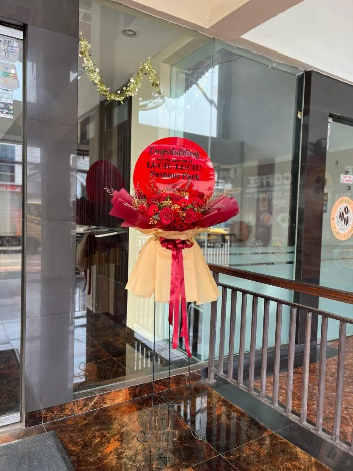 whatsapp image 2025 03 06 at 15.02.44 700x933